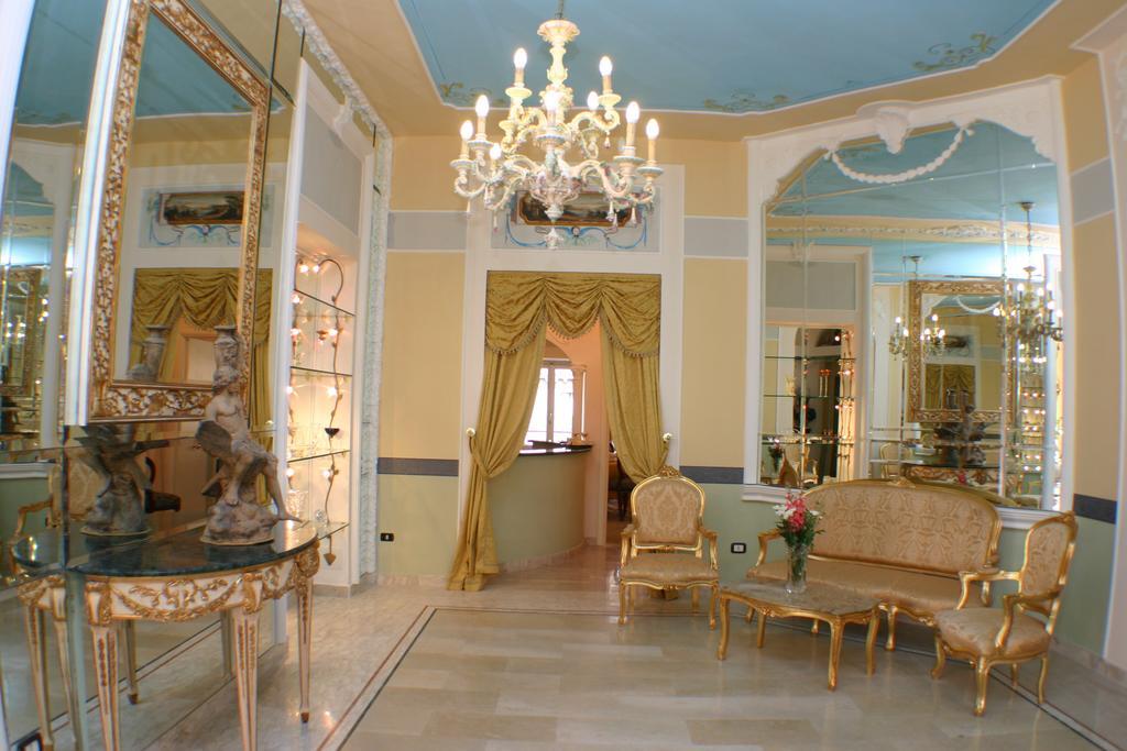 Art Galleria Umberto 4* Neapel